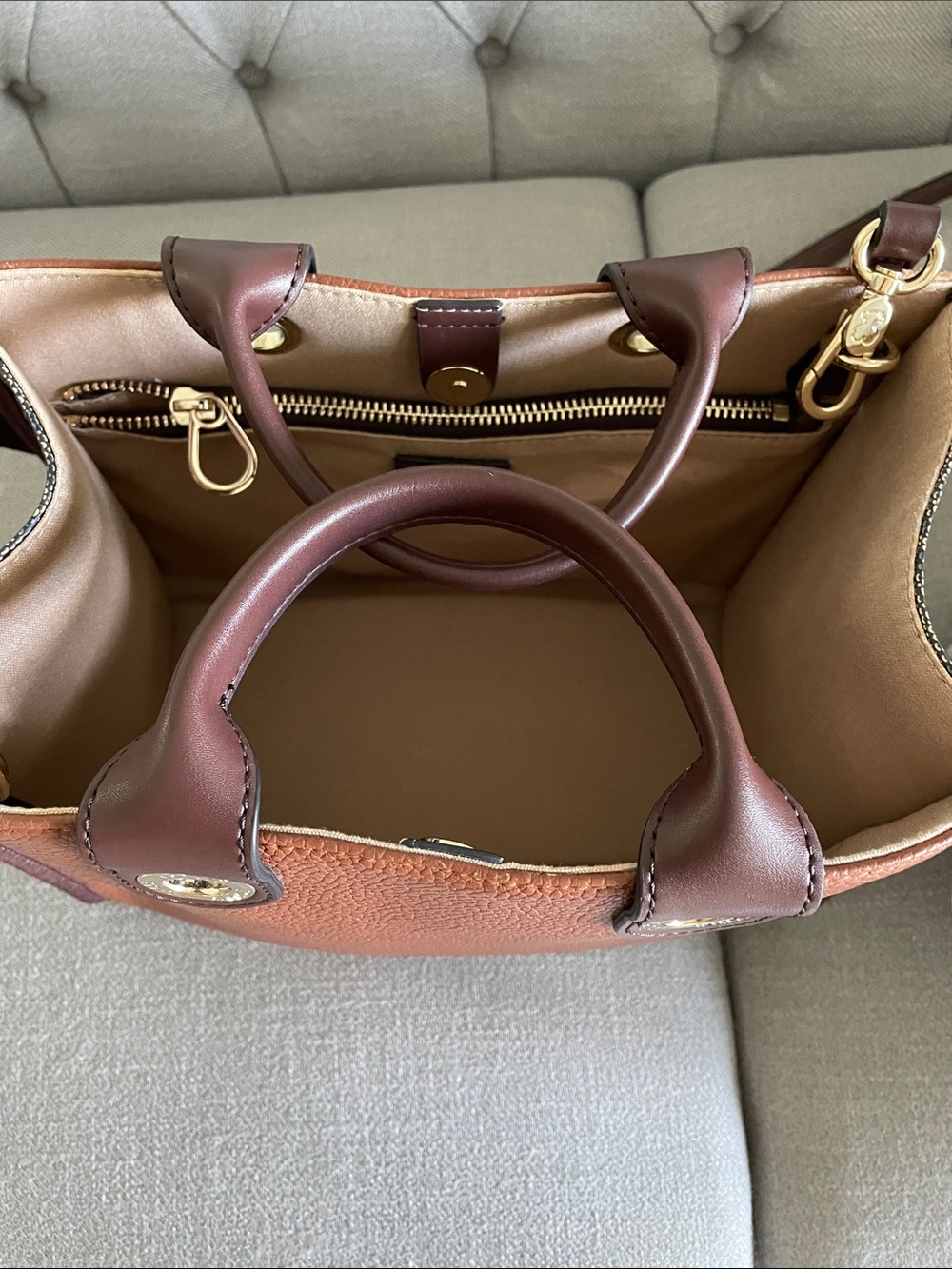 TOUS Brown and Cream Logo Leather Tote Bag - Picture 10 of 11